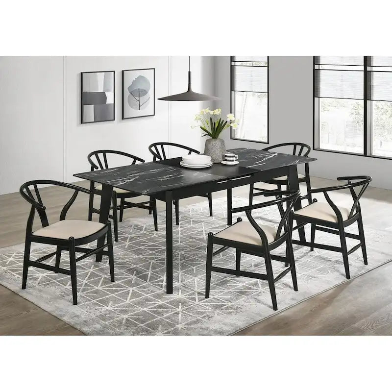 Table à manger noire avec rallonge intégrée